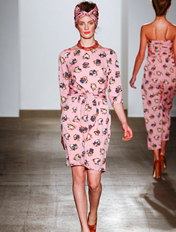 Karen Walker 2012~sĕrb